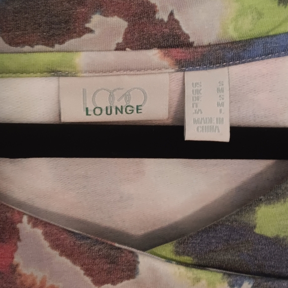 Logo lounge small long sleeve watercolor top - Picture 3 of 6